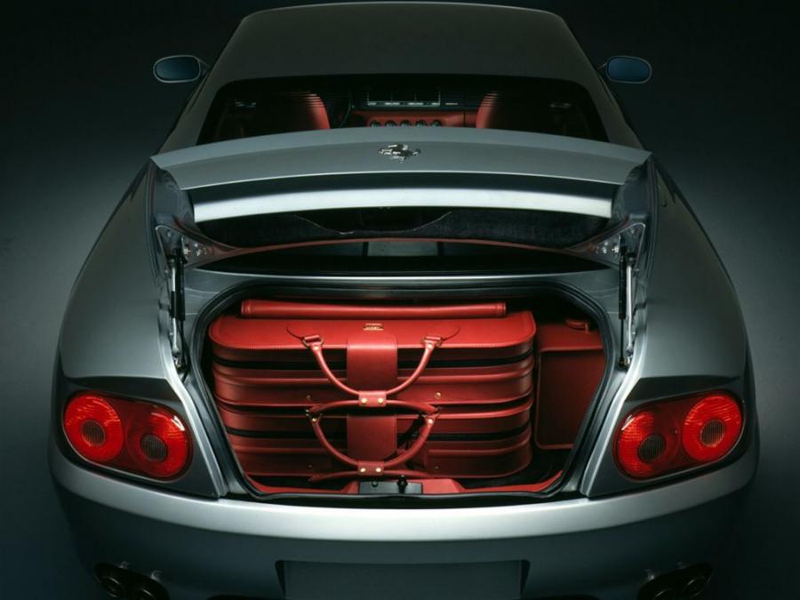 Багажник Ferrari 456 GTA 1996 года  (фото 10 из 10)